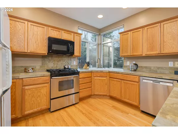 Tualatin, OR 97062,9335 SW QUINAULT LN