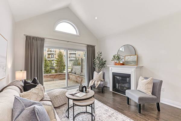 75 Kari CRES, Collingwood, ON L9Y 5B4