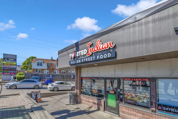 Waterloo, ON N2J 2Y8,247 King ST N #1A