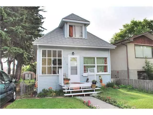 1614 3 ST Northwest, Calgary, AB T2M 2X8