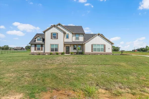 118 Chester Road, Springtown, TX 76082