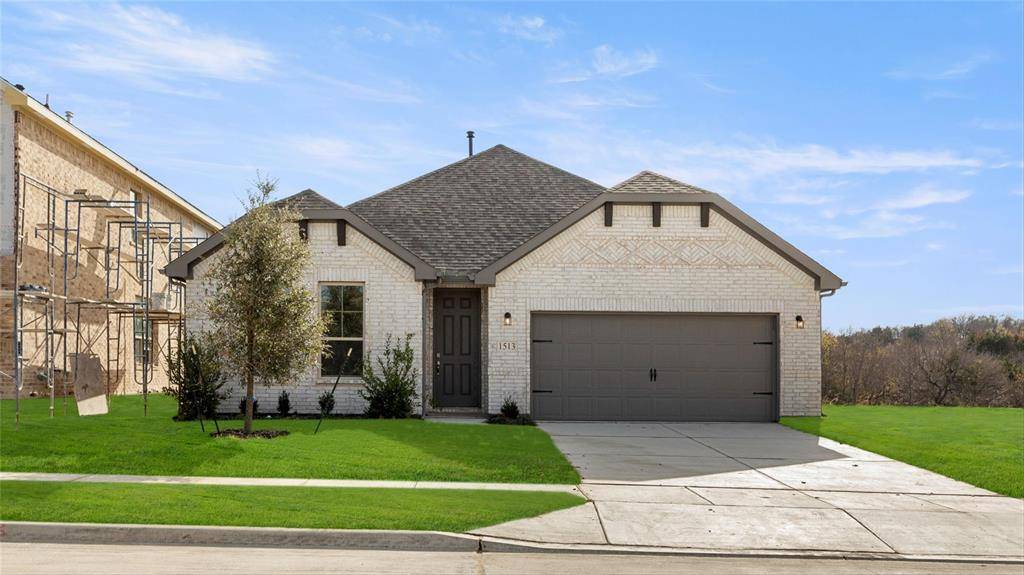 1612 Elle Lane, Aubrey, TX 76227