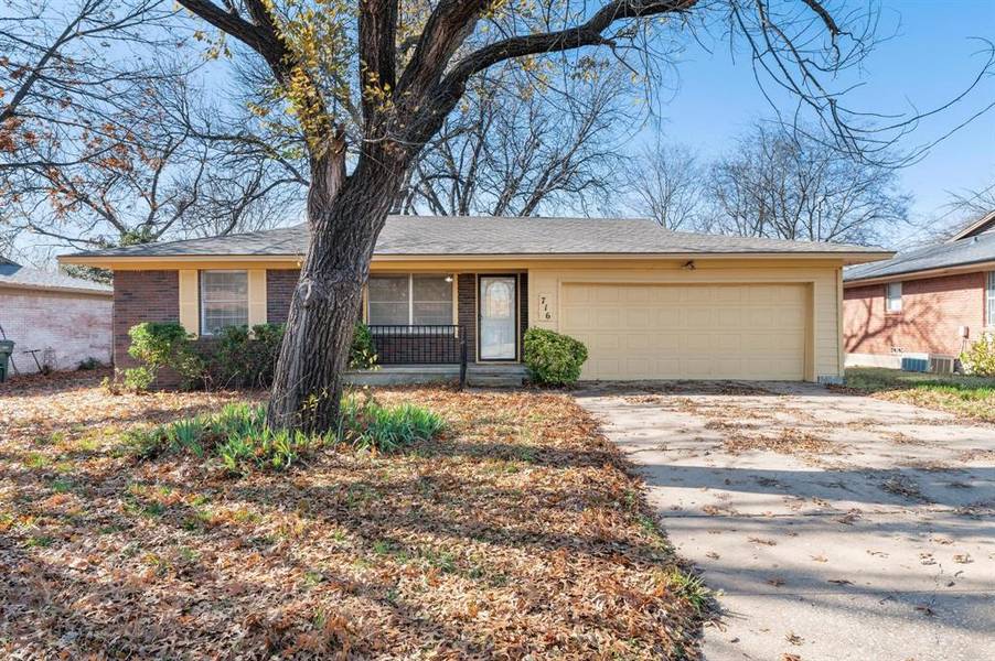 716 S Burdette Avenue, Sherman, TX 75090