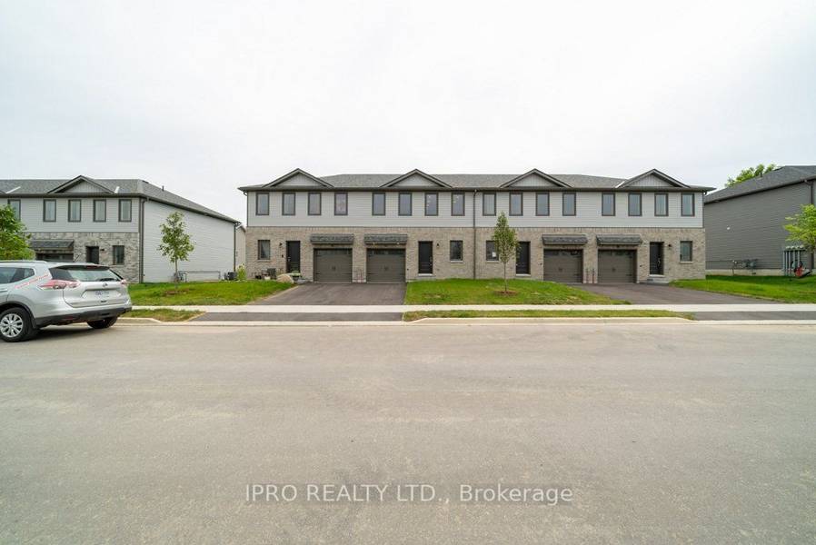 44 Campbell CRES, Prince Edward County, ON K0K 2T0