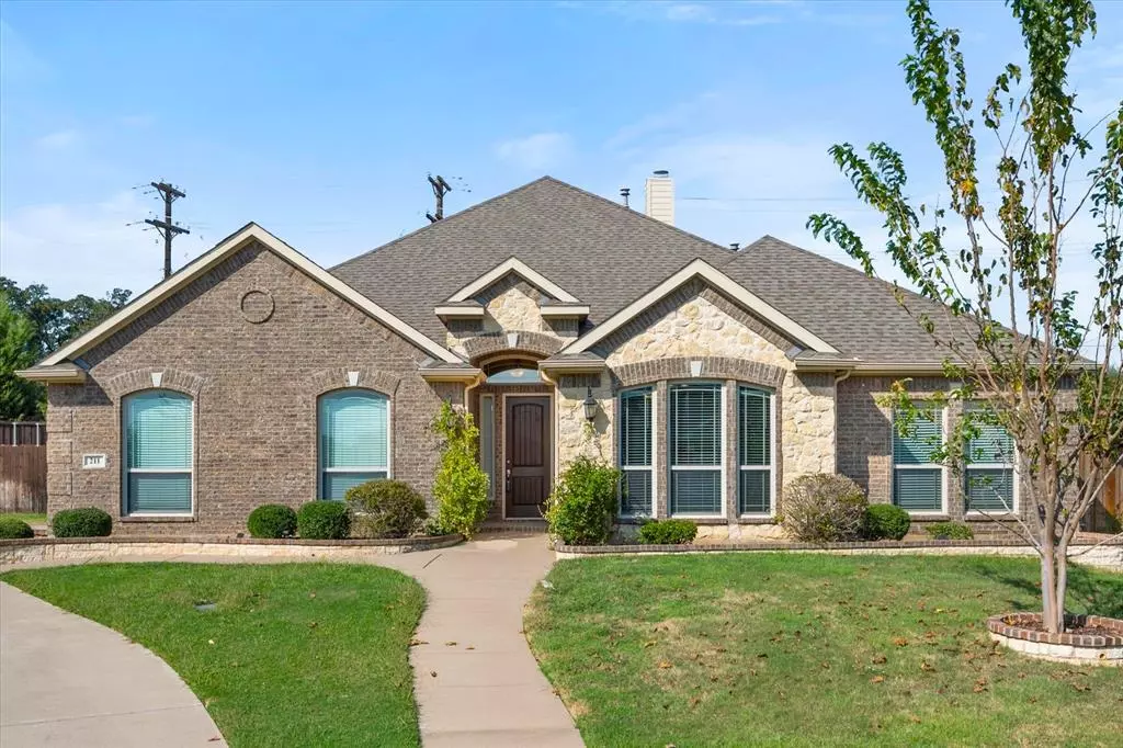 Kennedale, TX 76060,211 Chateau Avenue