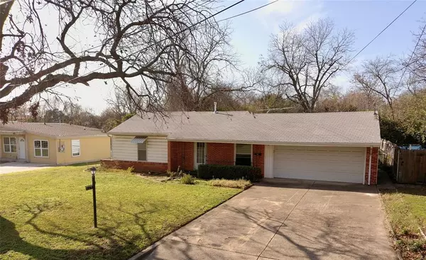 River Oaks, TX 76114,909 Hallum Street