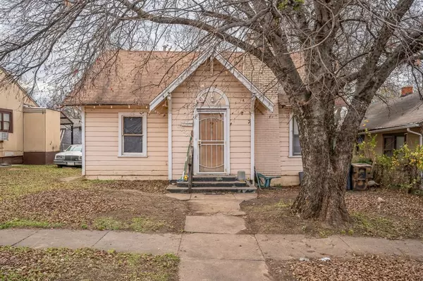 Fort Worth, TX 76105,3720 Avenue M