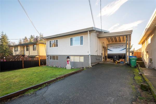 6 Rosamond St, Nanaimo, BC V9R 1R3