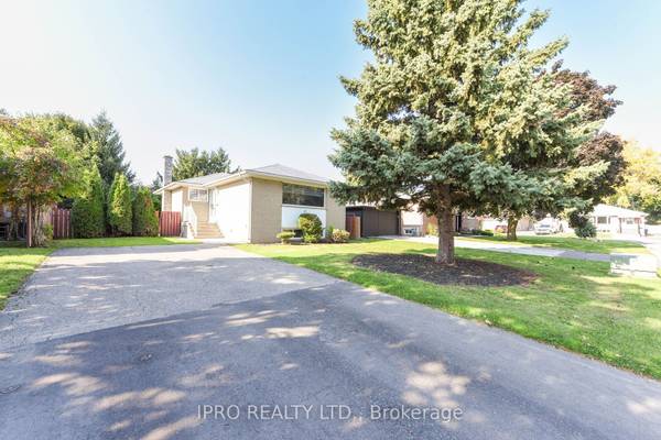 41 Sherwood CRES, Brampton, ON L6X 2C9