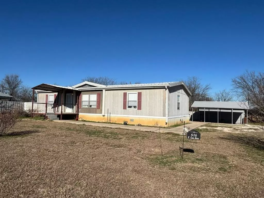 Graford, TX 76449,516 E Lee Avenue