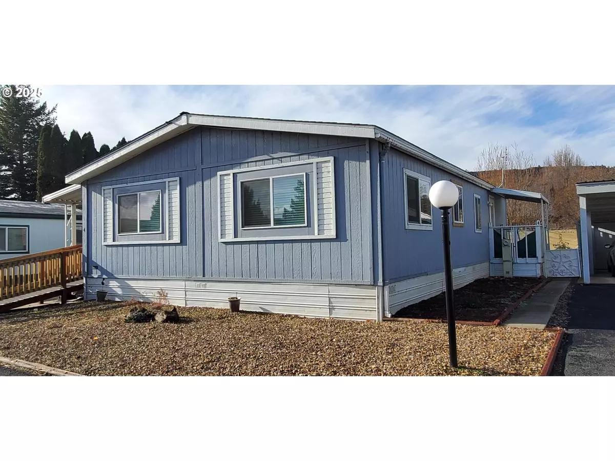 Prineville, OR 97754,185 NW HARWOOD ST