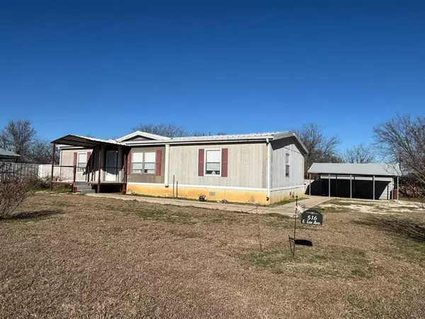 516 E Lee Avenue, Graford, TX 76449