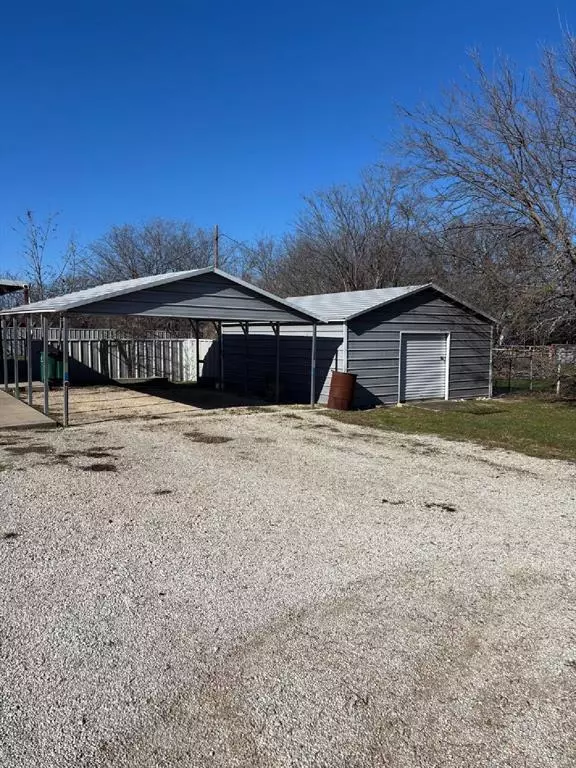 Graford, TX 76449,516 E Lee Avenue