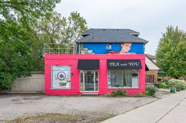 925 King ST W, Hamilton, ON L8S 1K7