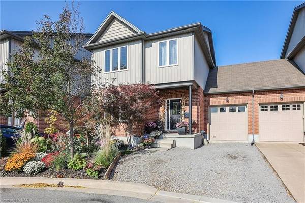 13 HILTS CT, St. Catharines, ON L2R 4R3