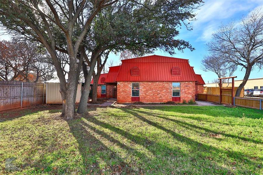 2024 N Willis Street, Abilene, TX 79603