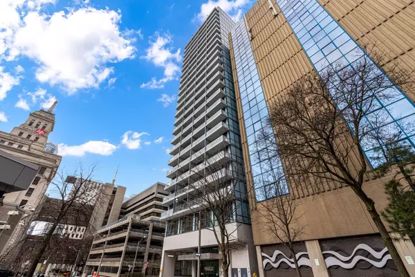 210 Simcoe ST #1611, Toronto C01, ON M5T 0A9