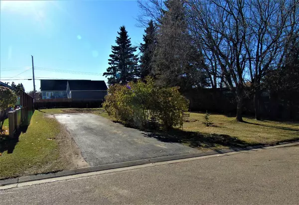 Slave Lake, AB T0G 2A1,609 3 AVE NW