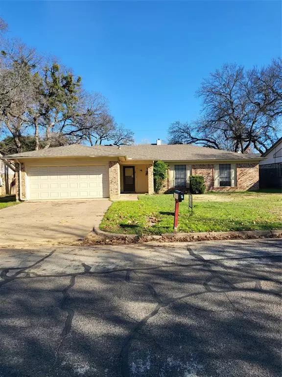 2715 Sibley Drive, Arlington, TX 76015