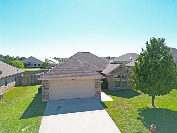 1242 Newcastle Drive, Weatherford, TX 76086