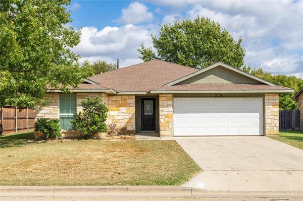 2108 8th Street, Brownwood, TX 76801