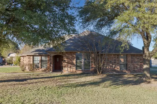 109 Shadow Ridge Lane, Red Oak, TX 75154