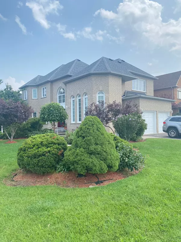 158 Mountcharles CRES, Vaughan, ON L6A 2J9