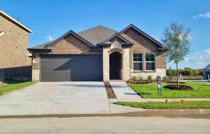 345 Sun Harvest Drive, Royse City, TX 75189