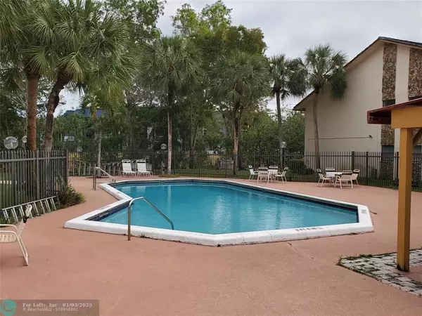 Coral Springs, FL 33065,3033 Riverside Dr  #217