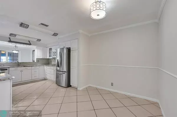 Boca Raton, FL 33496,9203 Boca Gardens Cir