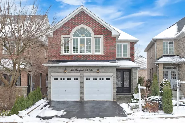 40 DanPatrick DR, Richmond Hill, ON L4S 2S7