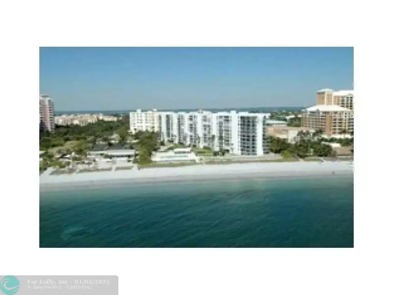 Key Biscayne, FL 33149,605 OCEAN DR  #4M