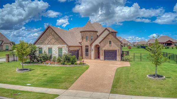 817 Moses Drive, Heath, TX 75032