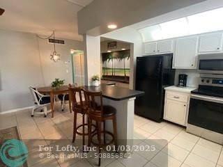 Hollywood, FL 33019,1554 N 12 Court  #10A