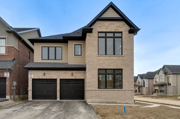 Bradford West Gwillimbury, ON L0G 1W0,126 Settlers CRES