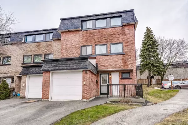 14 Poplar CRES, Aurora, ON L4G 3L3