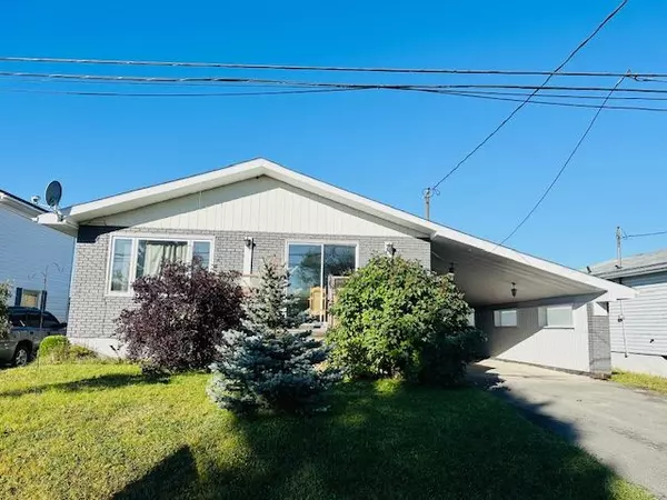 Kapuskasing, ON P5N 2H8,40 FRONTENAC CRES