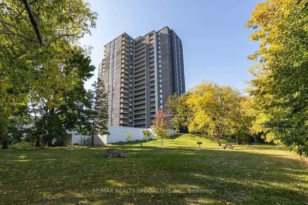 Peel, ON L5E 3E2,1535 Lakeshore RD E #1409