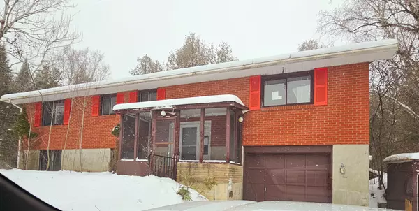 833 Beavertail RD E, Carp - Huntley Ward, ON K0A 1L0