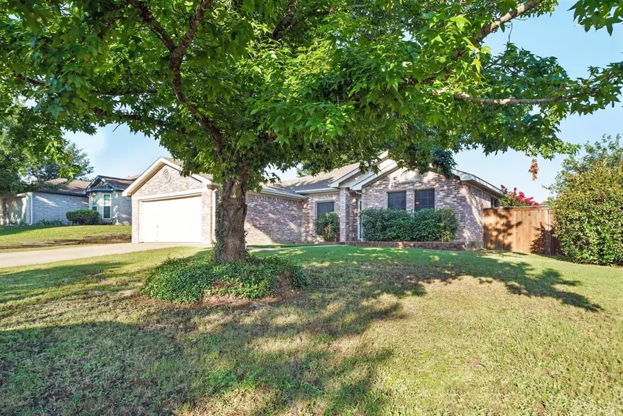 225 Cardinal Court, Weatherford, TX 76086