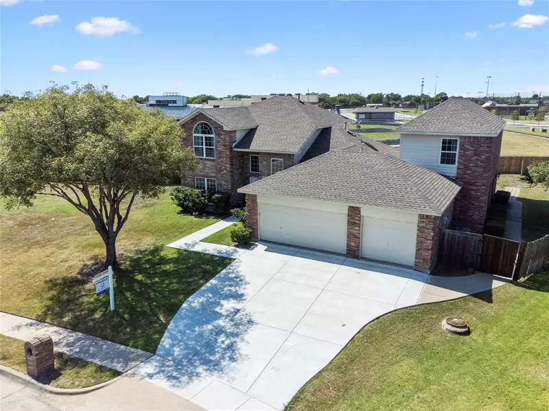 337 Hardwicke Lane, Little Elm, TX 75068