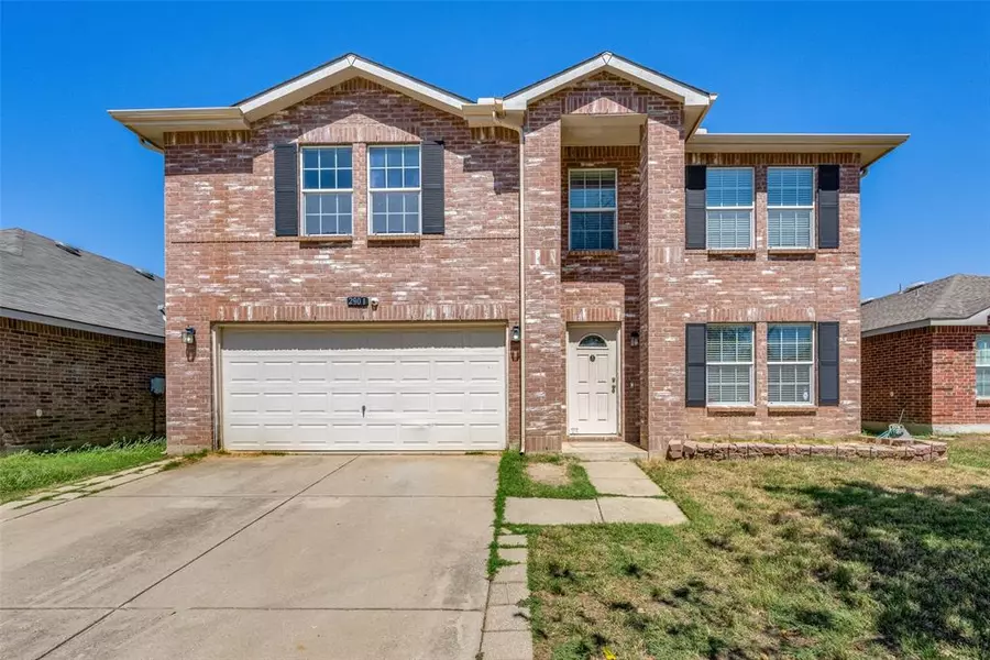 2901 Paddock Way, Denton, TX 76210