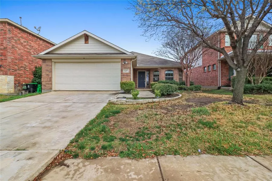 1617 Kittyhawk Drive, Little Elm, TX 75068