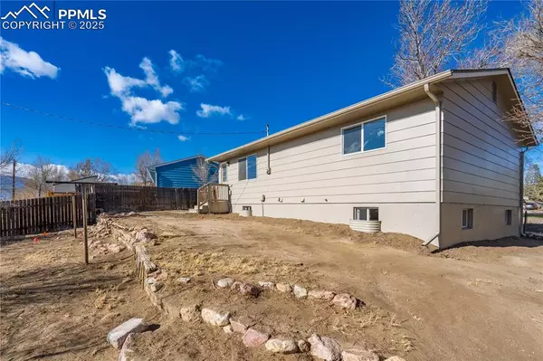 Colorado Springs, CO 80909,699 Bridger DR