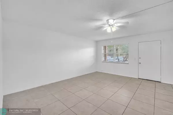 Pembroke Pines, FL 33027,13475 SW 9th St  #105