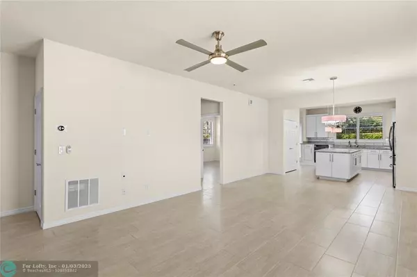 Port St Lucie, FL 34984,193 SE Courances Dr