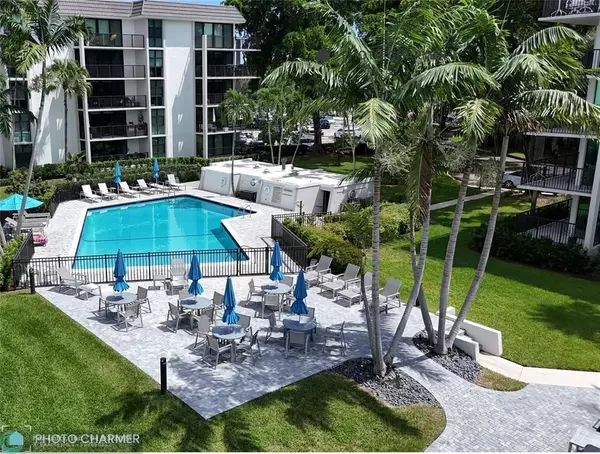 Fort Lauderdale, FL 33315,900 River Reach Dr  #120