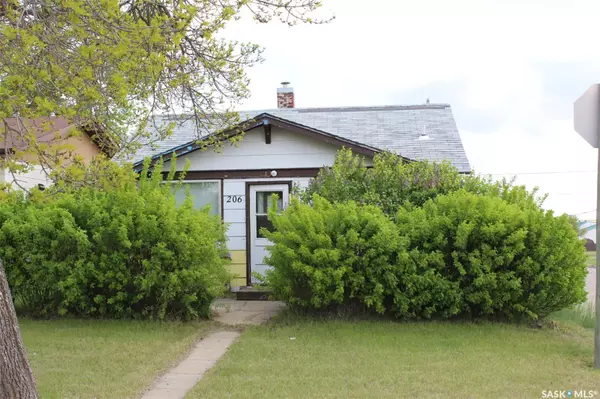 206 3rd AVENUE E, Shaunavon, SK S0N 2M0