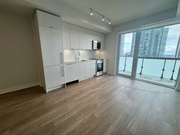 Mississauga, ON L5B 3M8,4130 Parkside Village DR #1309