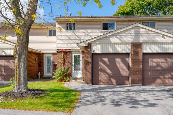 1350 Limeridge RD E #7, Hamilton, ON L8W 1L6